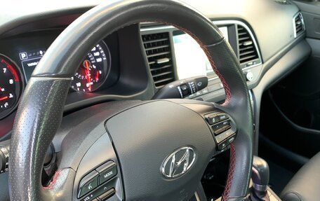 Hyundai Elantra VI рестайлинг, 2017 год, 1 770 000 рублей, 18 фотография