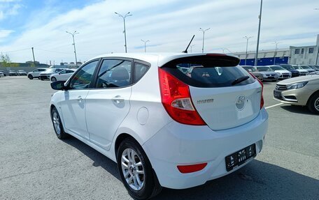 Hyundai Solaris II рестайлинг, 2013 год, 899 000 рублей, 5 фотография