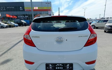 Hyundai Solaris II рестайлинг, 2013 год, 899 000 рублей, 6 фотография