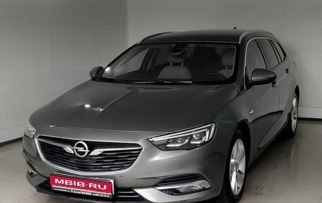 Opel Insignia II рестайлинг, 2017 год, 1 690 000 рублей, 1 фотография