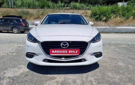 Mazda Axela, 2019 год, 1 600 000 рублей, 6 фотография