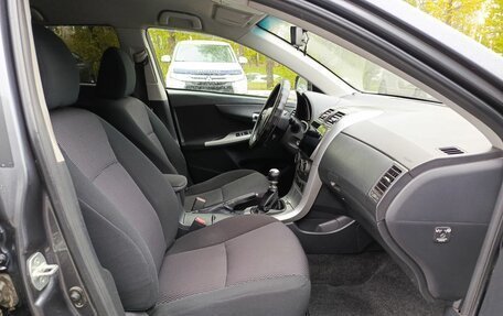 Toyota Corolla, 2011 год, 899 000 рублей, 13 фотография