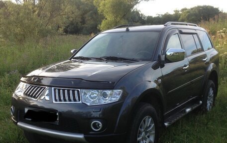 Mitsubishi Pajero Sport II рестайлинг, 2012 год, 1 670 000 рублей, 2 фотография