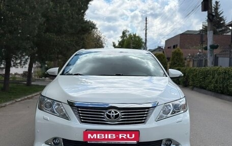 Toyota Camry, 2014 год, 1 550 000 рублей, 2 фотография