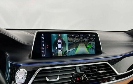 BMW 7 серия, 2017 год, 3 990 000 рублей, 24 фотография