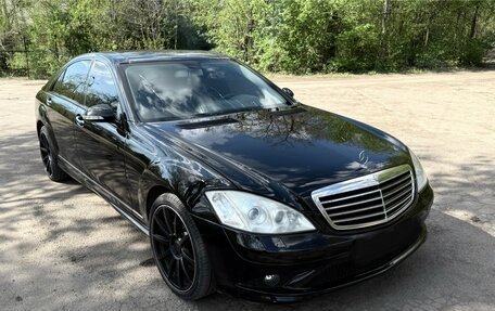 Mercedes-Benz S-Класс, 2007 год, 1 080 000 рублей, 2 фотография