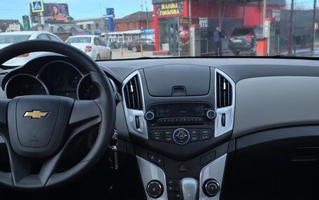 Chevrolet Cruze II, 2014 год, 1 100 000 рублей, 13 фотография