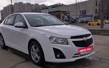 Chevrolet Cruze II, 2014 год, 1 100 000 рублей, 3 фотография