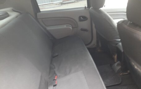 Renault Logan I, 2007 год, 180 000 рублей, 9 фотография