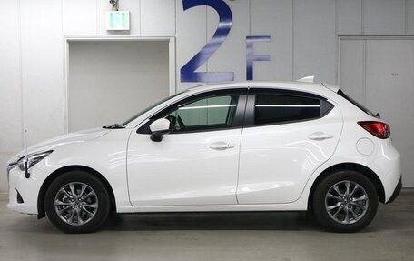 Mazda Demio IV, 2019 год, 1 100 000 рублей, 2 фотография