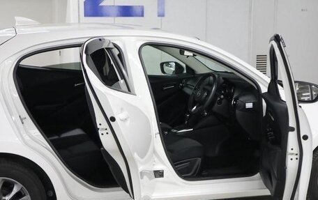Mazda Demio IV, 2019 год, 1 100 000 рублей, 14 фотография