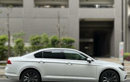 Volkswagen Passat B8 рестайлинг, 2017 год, 1 800 000 рублей, 4 фотография