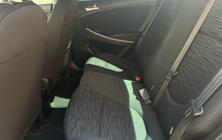 Hyundai Solaris II рестайлинг, 2014 год, 950 000 рублей, 15 фотография