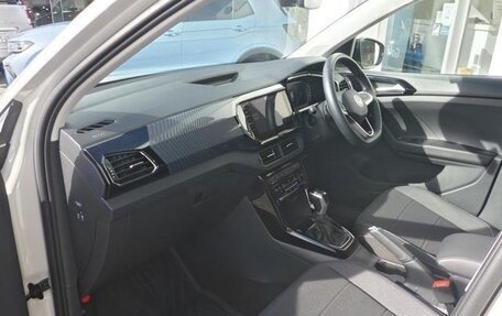 Volkswagen T-Cross I, 2022 год, 1 350 000 рублей, 11 фотография