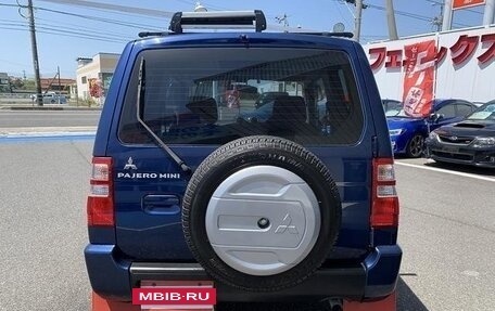 Mitsubishi Pajero Mini II, 2012 год, 740 000 рублей, 5 фотография