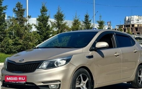 KIA Rio III рестайлинг, 2015 год, 835 990 рублей, 10 фотография