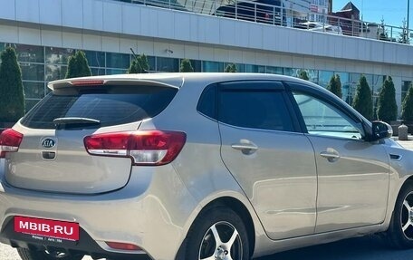 KIA Rio III рестайлинг, 2015 год, 835 990 рублей, 13 фотография