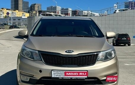 KIA Rio III рестайлинг, 2015 год, 835 990 рублей, 9 фотография