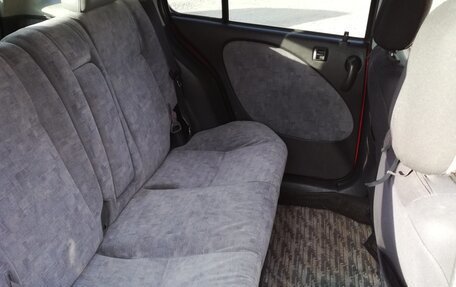 Toyota Raum I, 2000 год, 360 000 рублей, 6 фотография