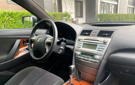 Toyota Camry, 2007 год, 750 000 рублей, 19 фотография