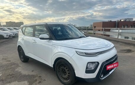 KIA Soul III, 2021 год, 1 241 700 рублей, 2 фотография