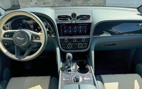 Bentley Bentayga I, 2022 год, 16 520 000 рублей, 8 фотография