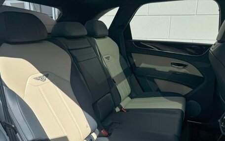Bentley Bentayga I, 2022 год, 16 520 000 рублей, 13 фотография