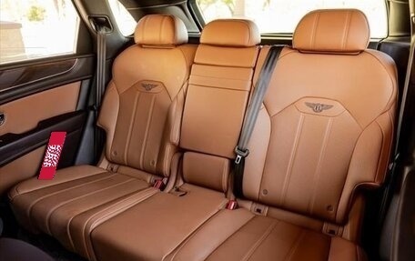 Bentley Bentayga I, 2022 год, 17 345 000 рублей, 13 фотография