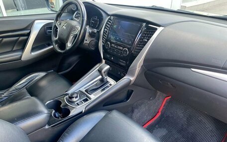 Mitsubishi Pajero Sport III рестайлинг, 2019 год, 3 059 000 рублей, 7 фотография