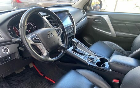 Mitsubishi Pajero Sport III рестайлинг, 2019 год, 3 059 000 рублей, 9 фотография