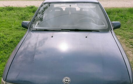 Opel Vectra A, 1993 год, 140 000 рублей, 5 фотография