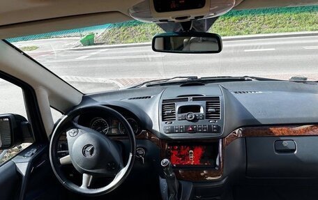 Mercedes-Benz Viano, 2012 год, 2 000 000 рублей, 6 фотография