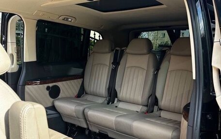 Mercedes-Benz Viano, 2012 год, 2 000 000 рублей, 8 фотография