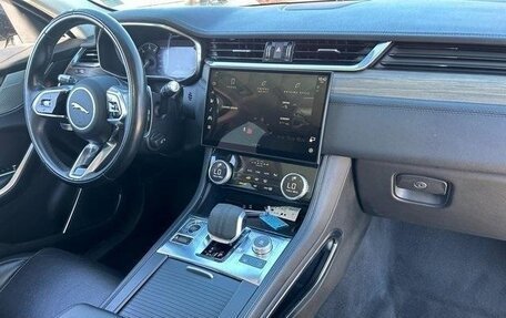 Jaguar F-Pace, 2022 год, 3 455 000 рублей, 13 фотография
