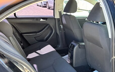 Volkswagen Jetta VI, 2013 год, 1 015 000 рублей, 9 фотография