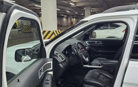 Ford Explorer VI, 2015 год, 1 950 000 рублей, 6 фотография