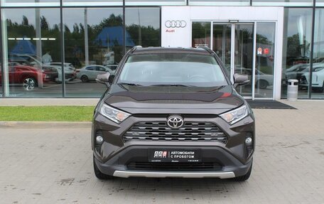 Toyota RAV4, 2021 год, 3 590 000 рублей, 2 фотография