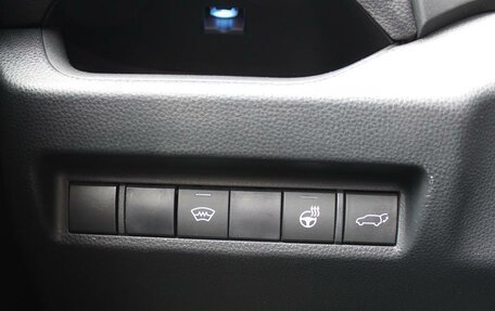 Toyota RAV4, 2021 год, 3 590 000 рублей, 26 фотография