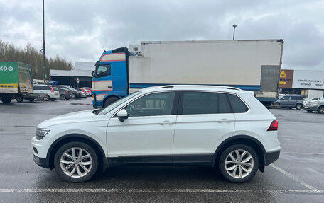 Volkswagen Tiguan II, 2018 год, 2 420 000 рублей, 2 фотография