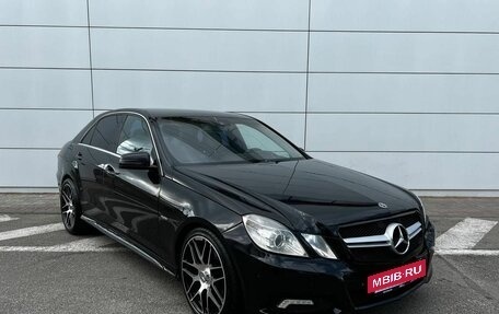 Mercedes-Benz E-Класс, 2009 год, 866 000 рублей, 2 фотография