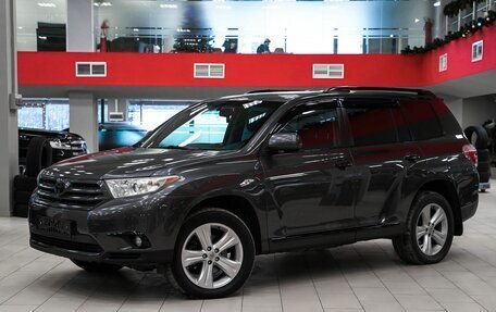 Toyota Highlander III, 2010 год, 1 499 000 рублей, 1 фотография