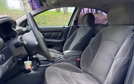 Dodge Stratus II, 2002 год, 285 000 рублей, 14 фотография