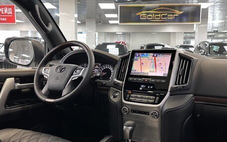 Toyota Land Cruiser 200, 2018 год, 7 840 000 рублей, 11 фотография