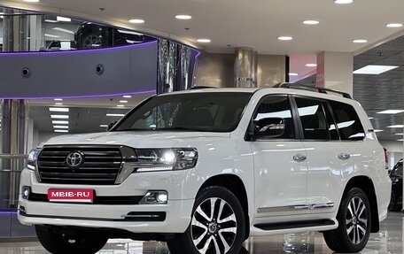 Toyota Land Cruiser 200, 2018 год, 7 840 000 рублей, 10 фотография