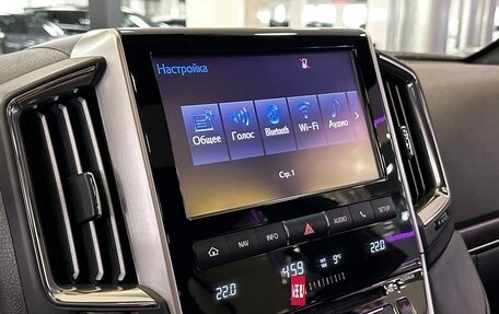 Toyota Land Cruiser 200, 2018 год, 7 840 000 рублей, 19 фотография