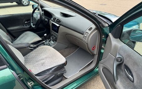 Renault Laguna II, 2001 год, 285 000 рублей, 13 фотография