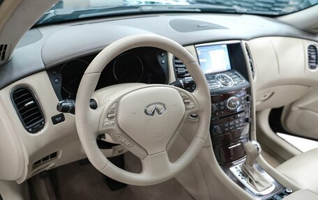 Infiniti QX50 I рестайлинг, 2013 год, 1 749 000 рублей, 9 фотография