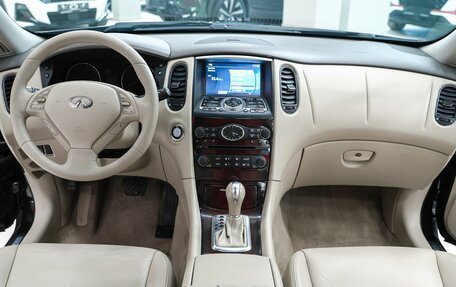 Infiniti QX50 I рестайлинг, 2013 год, 1 749 000 рублей, 10 фотография