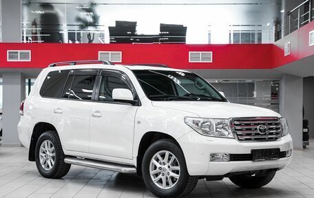 Toyota Land Cruiser 200, 2010 год, 2 799 000 рублей, 3 фотография