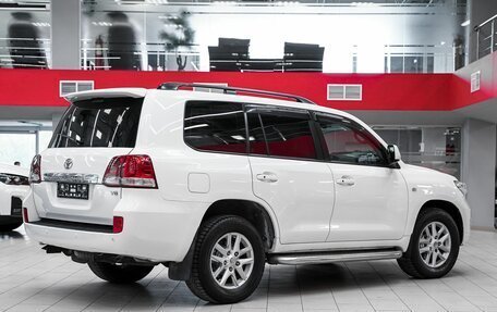 Toyota Land Cruiser 200, 2010 год, 2 799 000 рублей, 2 фотография